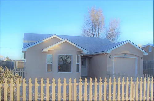 109 Link Ave W Photo 1