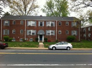 5717 Washington Blvd APT 4, Arlington, VA 22205