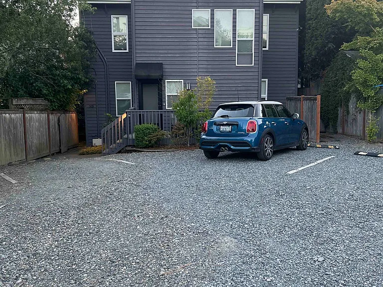 528 20th Ave E #3 — Photo 13
