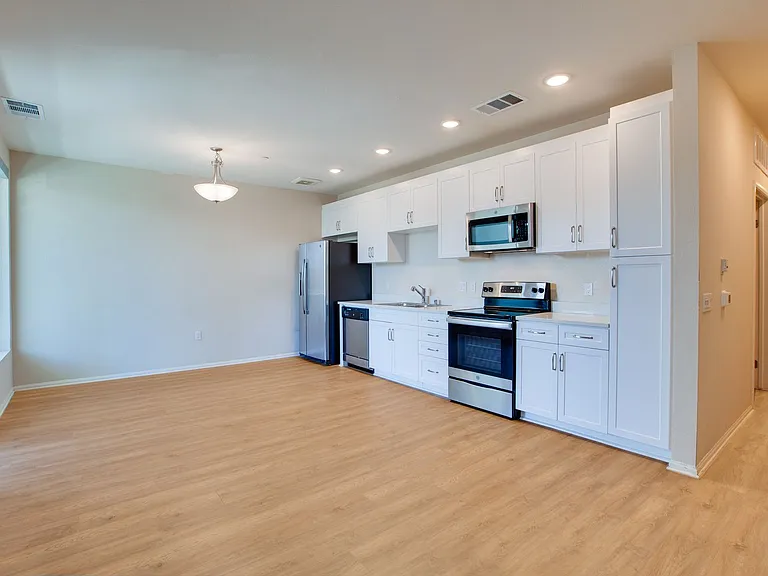 288 Center St. — Photo 27