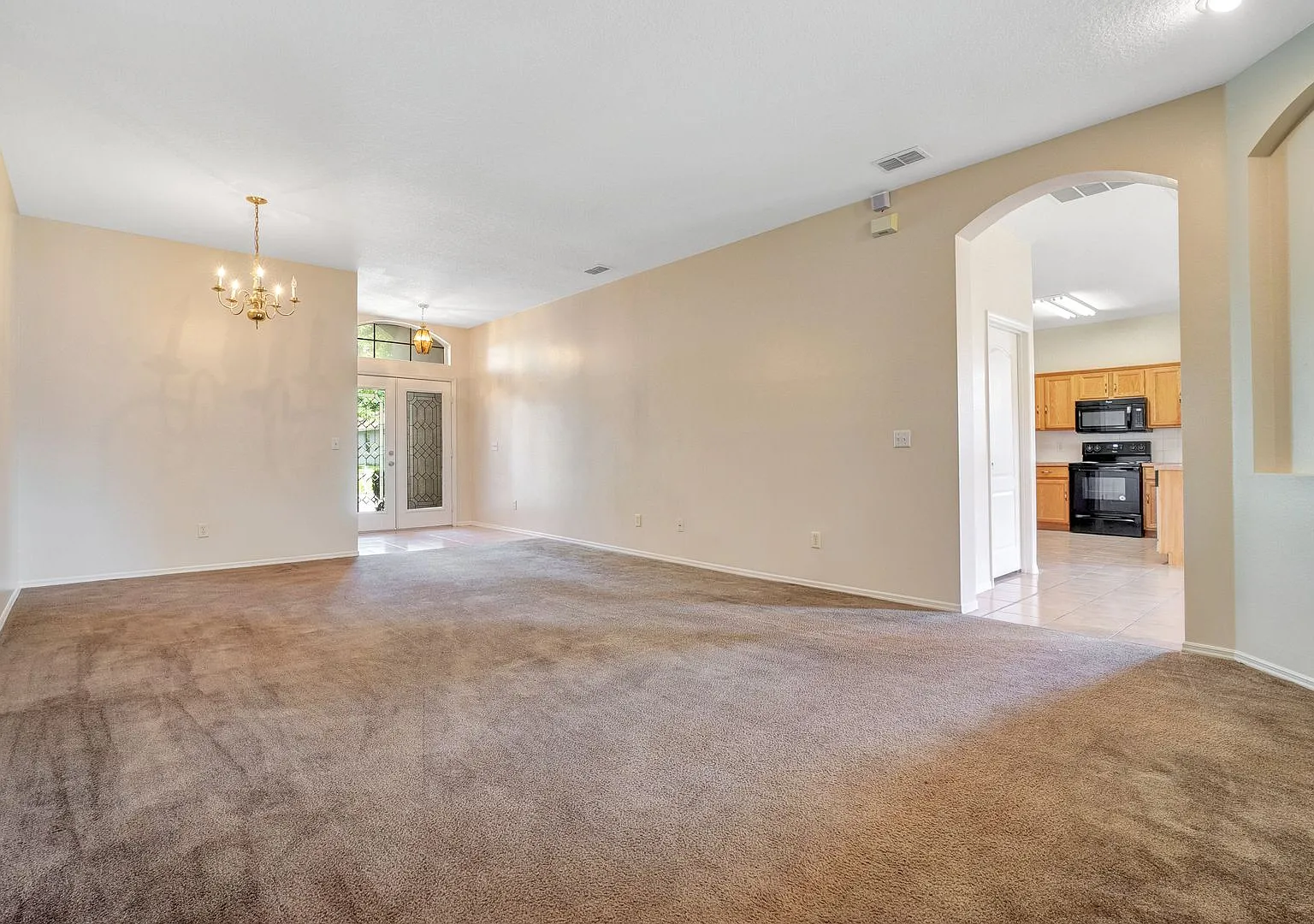 4 BR / 2 BA Home In Ocoee — Photo 2