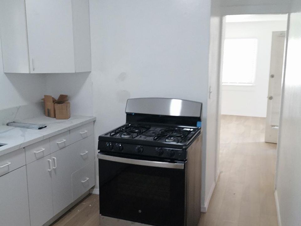 1st image of 255 San Francisco Ave APT 4