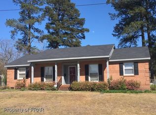 819 Glensford Dr, Fayetteville, NC 28314