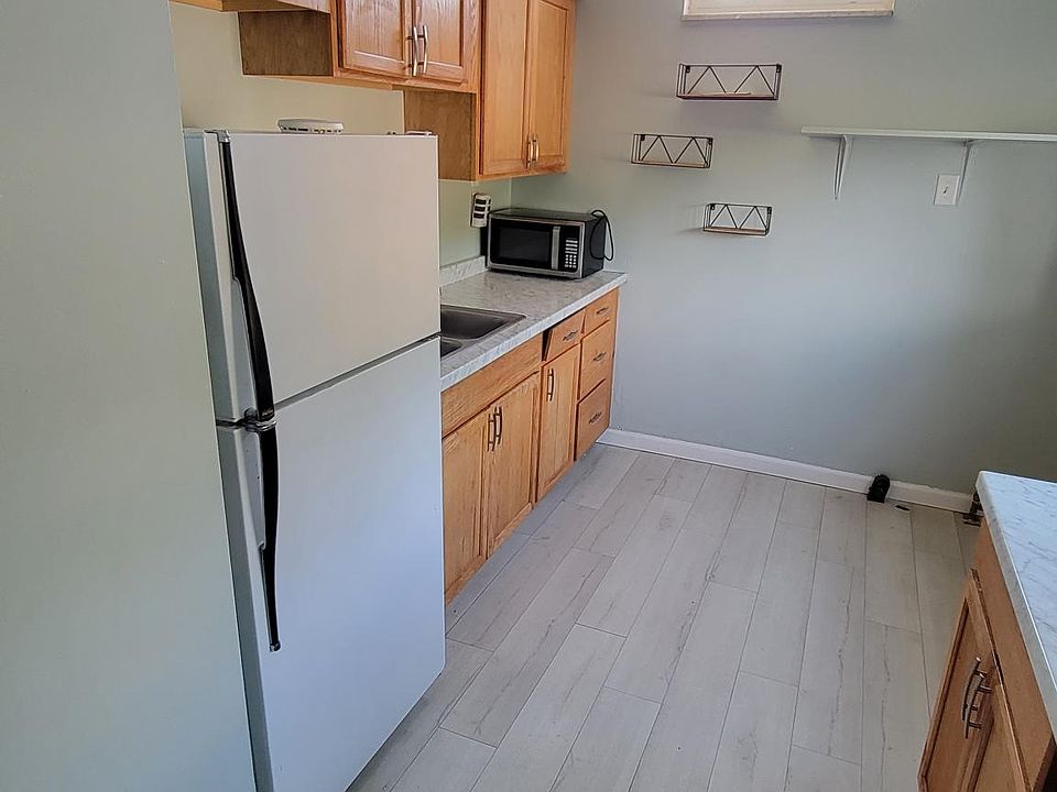 1st image of 6540 Church St