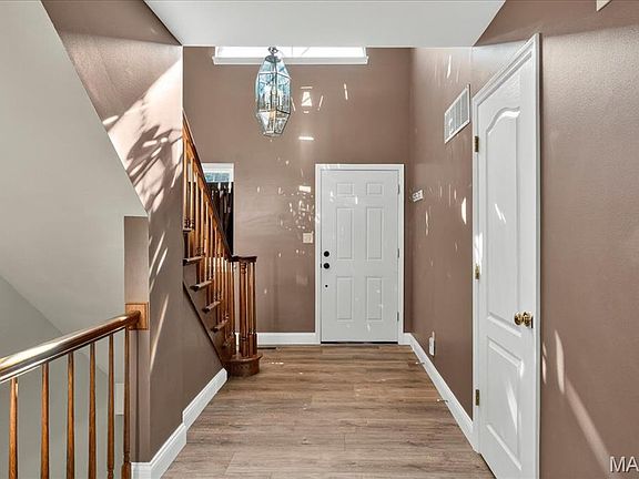 3rd image of 11934 Autumn Lakes Dr