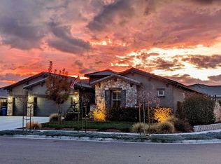 1025 W Sage Brush Way, Hanford, CA 93230