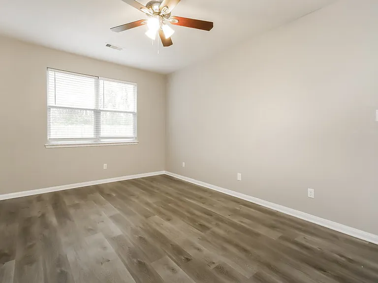 10296 Stone Gate Dr — Photo 11