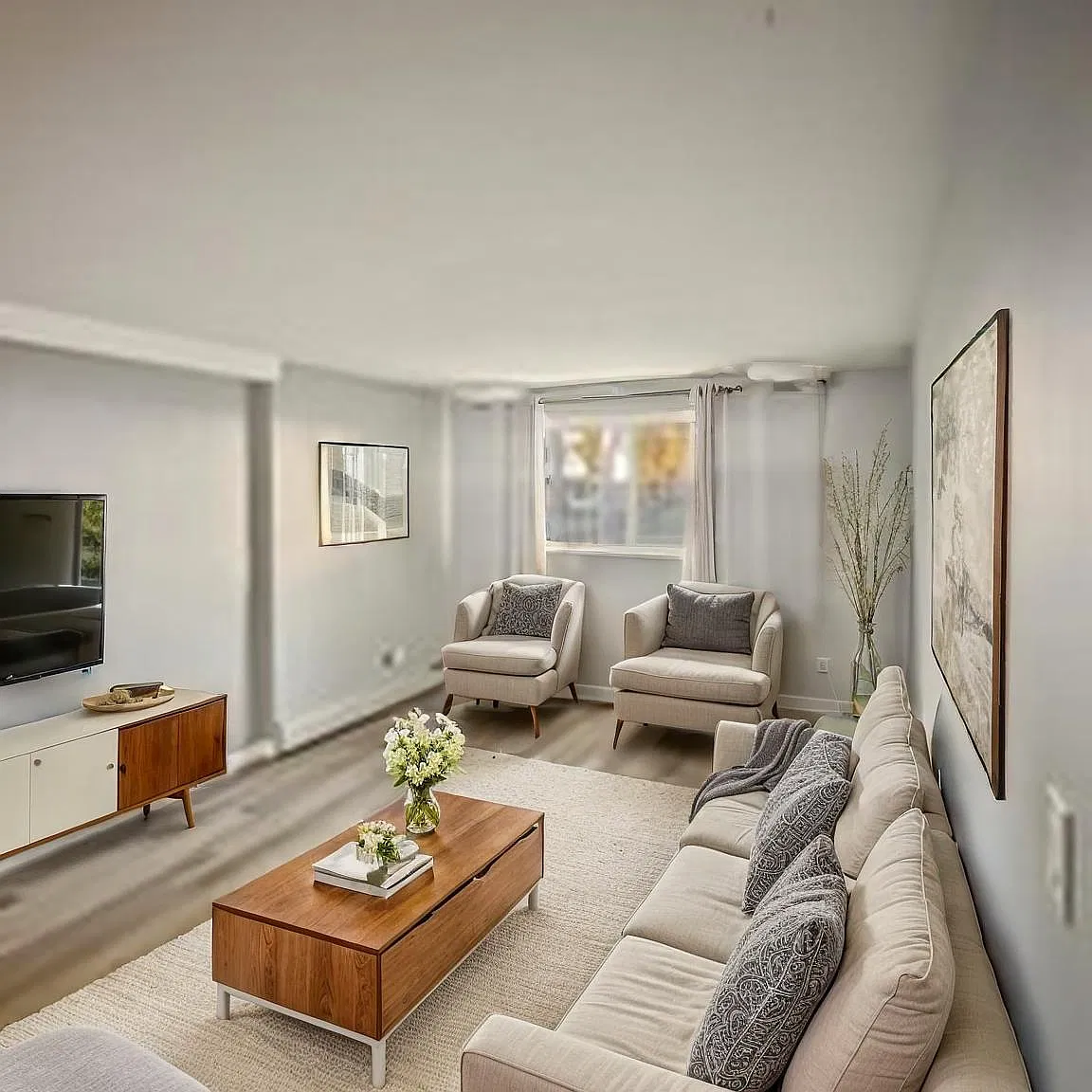 NAITside Court I Apartments — Photo 3