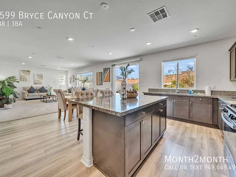 6599 Bryce Canyon Ct — Photo 9