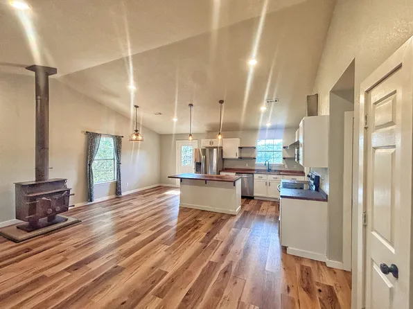 191 County Road 3321 #2, Eureka Springs, AR 72632