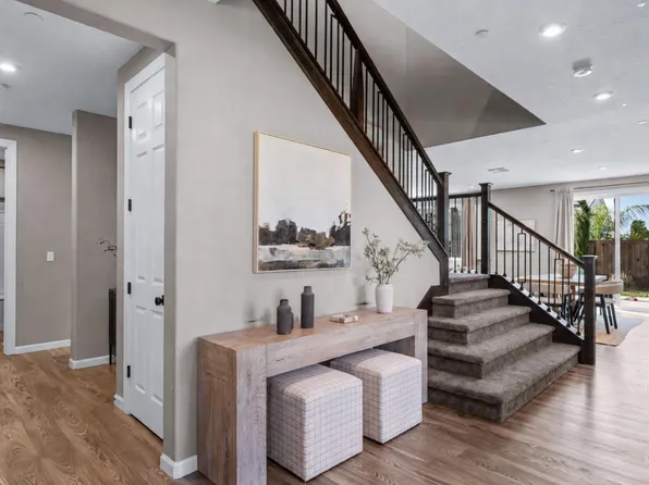1430 Roosevelt Street, Dixon, CA 95620