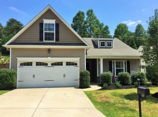 107 Seattle Slew Ln, Greenville, SC 29617