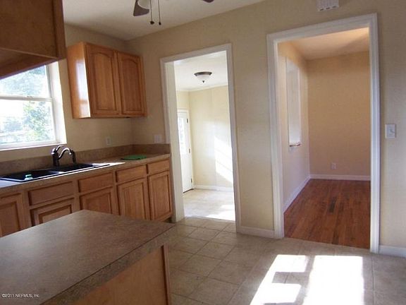 5th image of 4450 Water Oak Ln