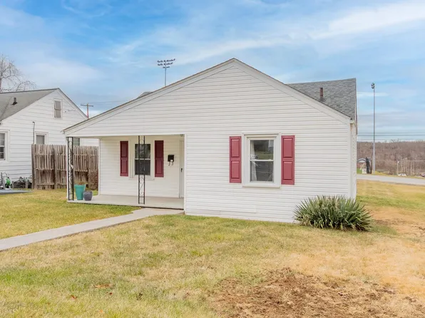 302 Clement St, Radford, VA 24141