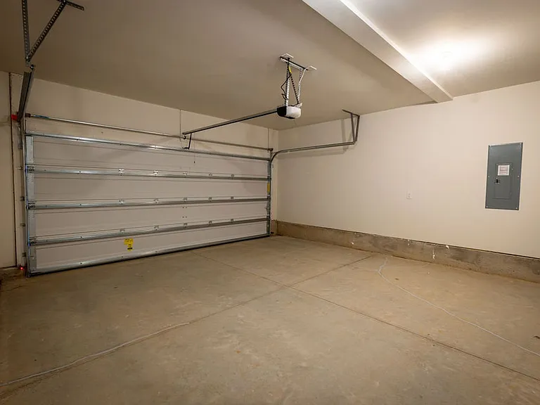 4160 Steel Way — Photo 12