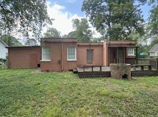 411 W Jefferson Ave, Greenwood, MS 38930