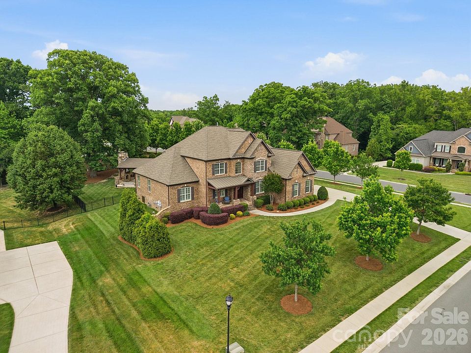 1st image of 1269 Delaney Dr