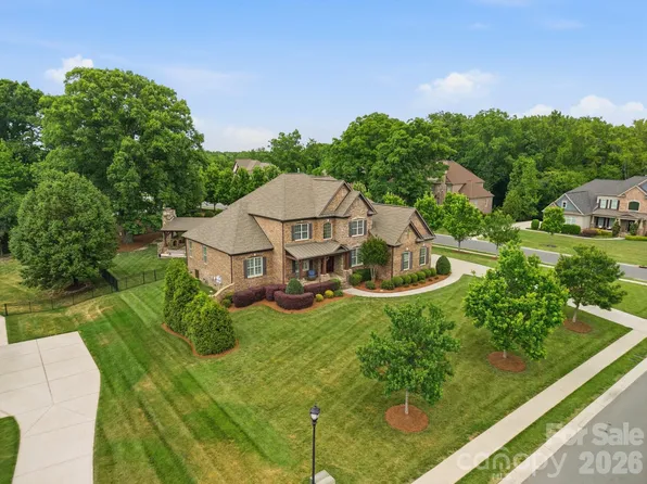 1269 Delaney Dr, Matthews, NC 28104
