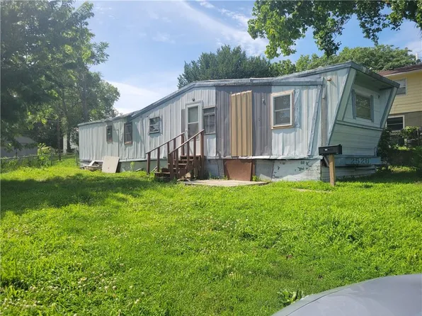 2528 N 3rd St, Saint Joseph, MO 64505