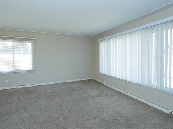 4th image of 105 Woodway Ave