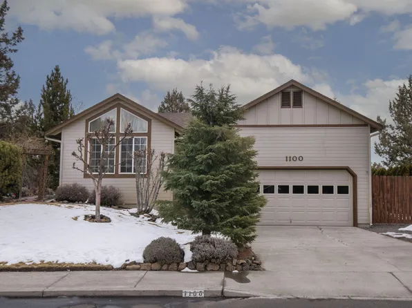 1100 NE Locksley Dr, Bend, OR 97701