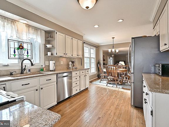 2nd image of 6310 Wilmington Dr