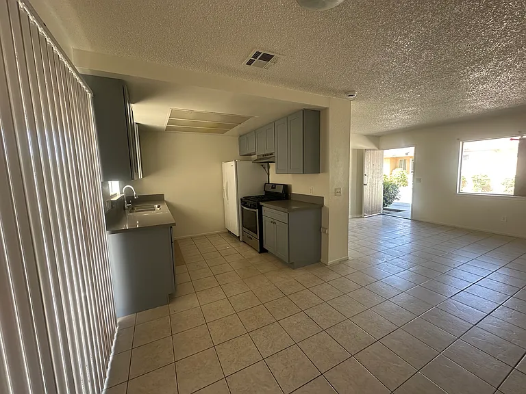 15418 Bear Valley Rd #3 — Photo 6