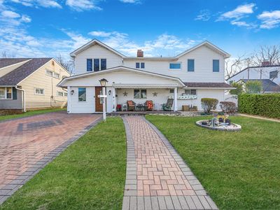 191 Friends Lane, Westbury, NY, 11590