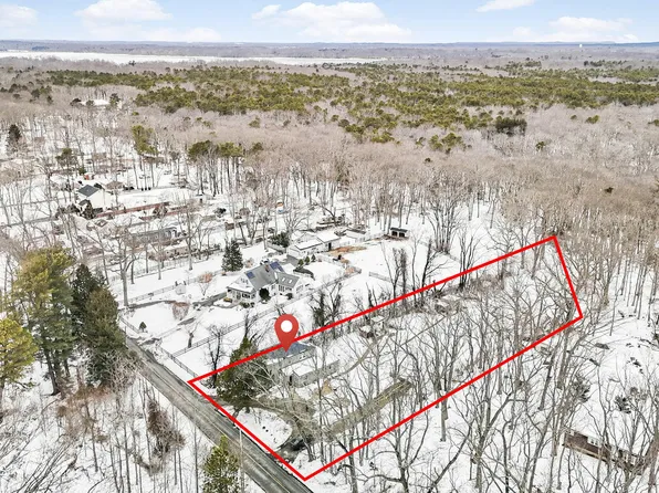89 Maxim Road, Howell, NJ 07731