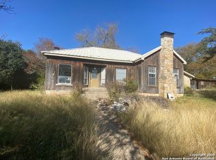 107 W Park St, Fredericksburg, TX 78624
