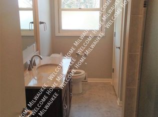 4037 N 90th St, Milwaukee, WI 53222