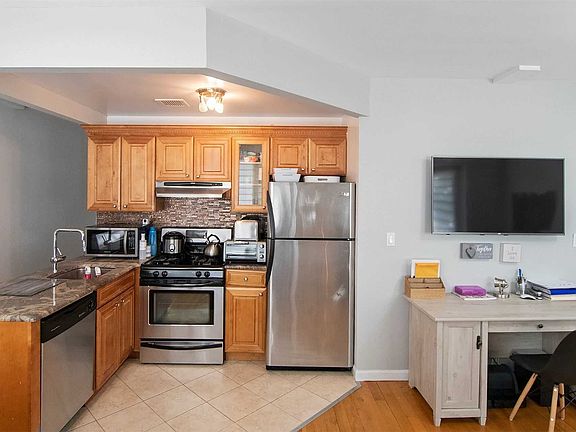 4th image of 66-83 70th St #2C