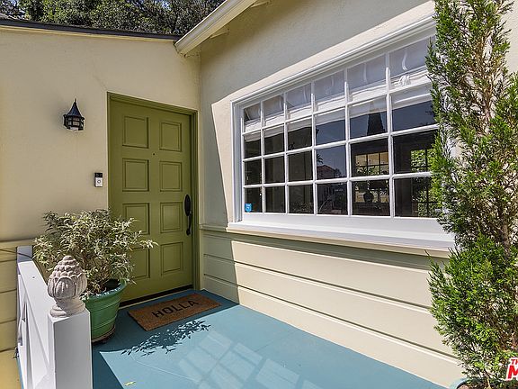 4th image of 2821 Belden Dr