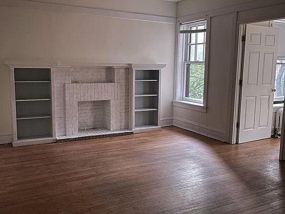 2nd image of 1223 W North Shore Ave APT 1E