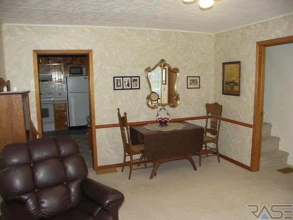5th image of 760 121st St