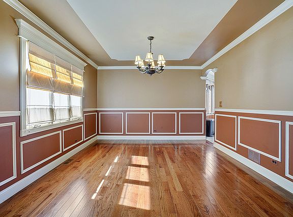 4th image of 5941 W 90th Pl