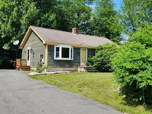 3 Winterberry Drive, Gorham, ME 04038