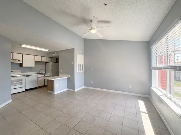 2216 Grand Cayman Ct APT 1436, Kissimmee, FL 34741