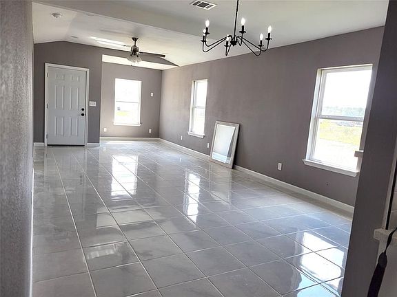 3rd image of 1659 Road 5502