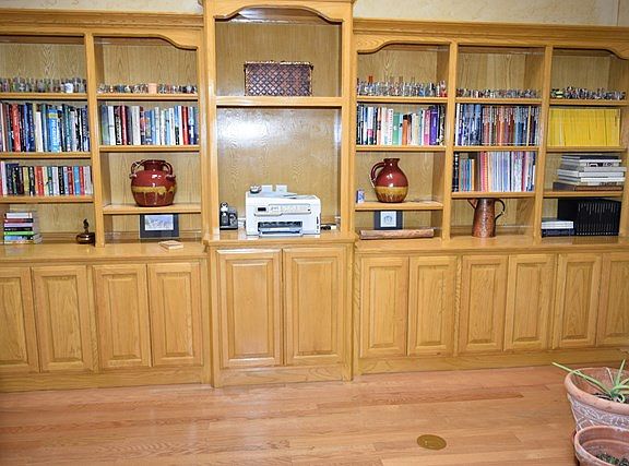 5th image of 5805 Lincoln Green Ct