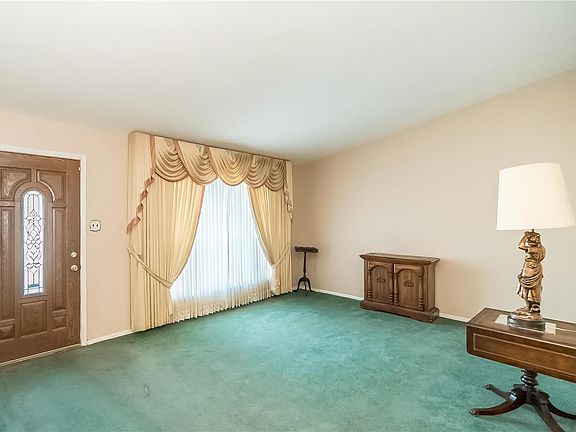 3rd image of 9400 La Jolla Dr