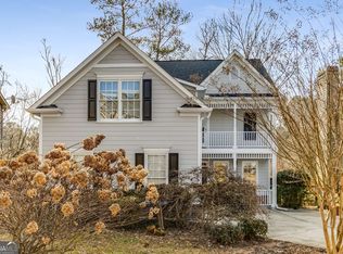 242 Ivy Glen Cir, Avondale Estates, GA 30002