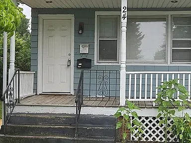 3 bed, $3,300 — Photo 2