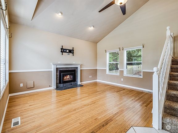 2nd image of 2608 103rd Avenue Ct E