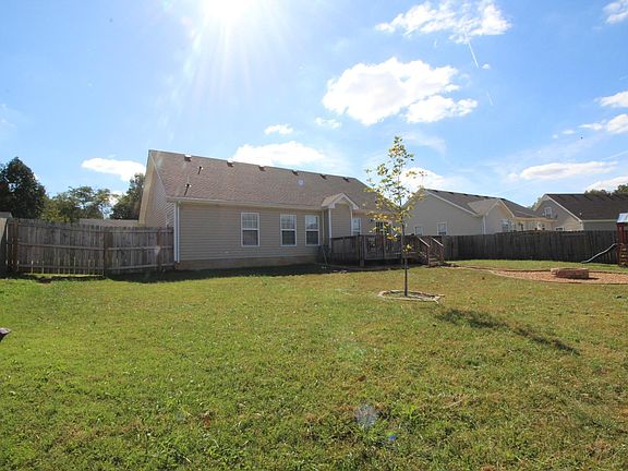 4th image of 428 Piney Dr