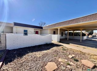 1712 Live Oak Pl, Carlsbad, NM 88220