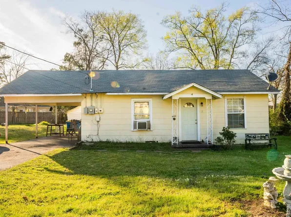 1413 Dudley Dr, Kilgore, TX 75662