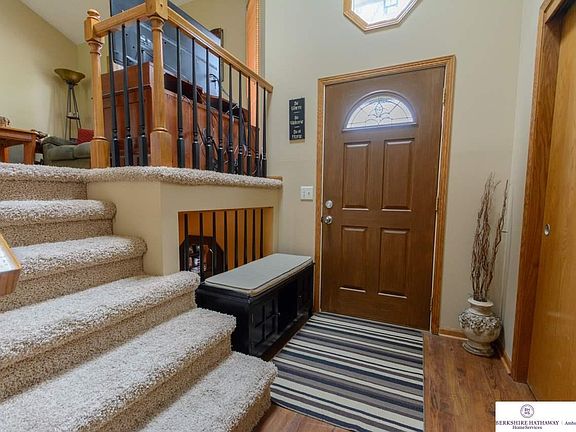 5th image of 3509 Blackhawk Dr