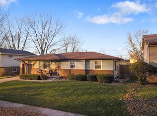 3004 E Washington St, Bloomington, IL 61704