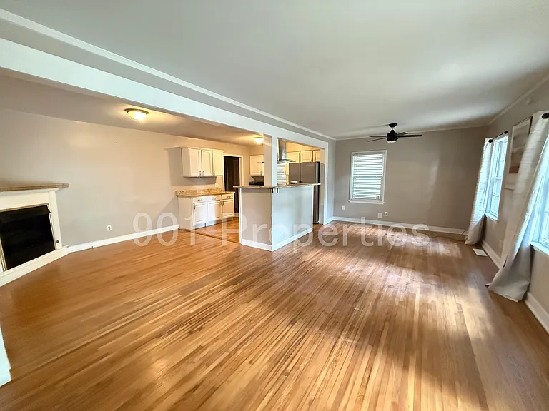 4850 Flamingo Rd — Photo 4